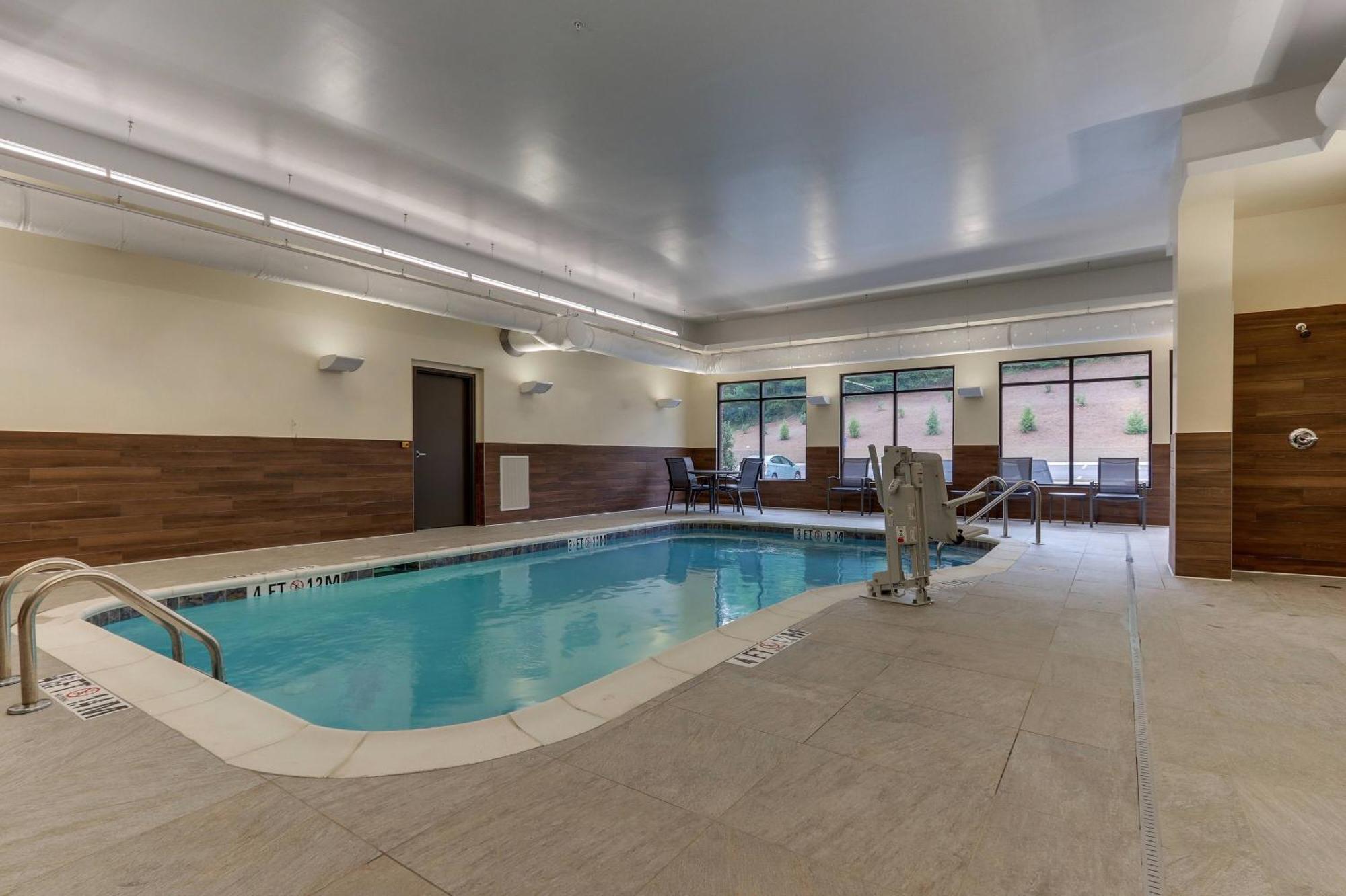 Fairfield Inn & Suites By Marriott Asheville Weaverville Bagian luar foto